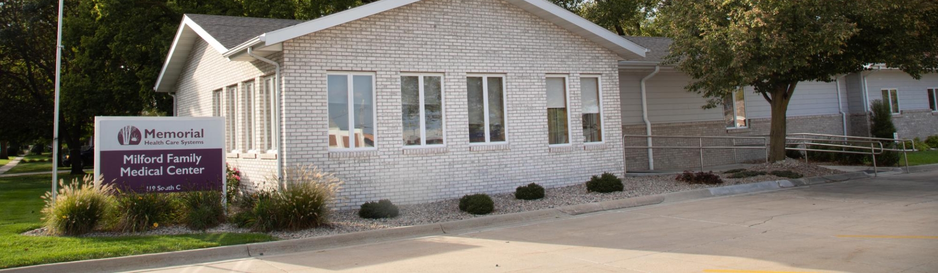 milford clinic exterior